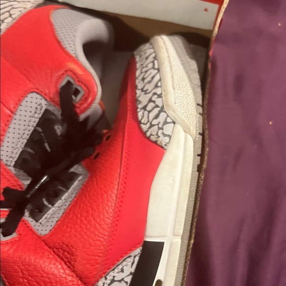 Jordan Women's Red and Gray Sneakers - Picture 5 of 6